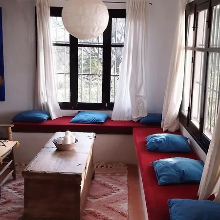 Cortijo Artist Paradise 네르하