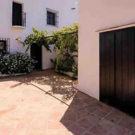 Cortijo Artist Paradise Nerja